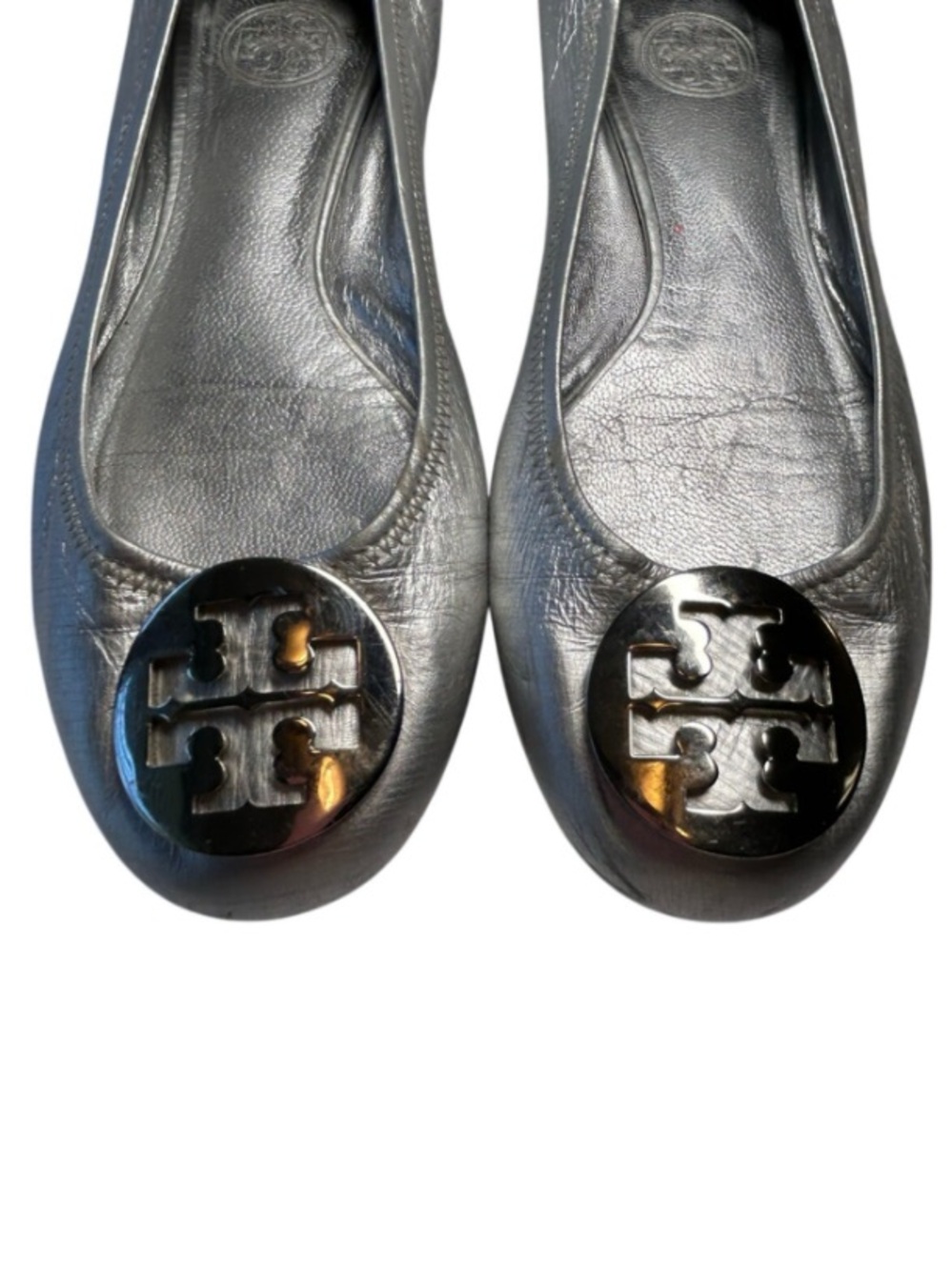 Tory Burch Reva Travel Ballet in metallic silver, travel-friendly, flexible sole - Picture 2 of 11